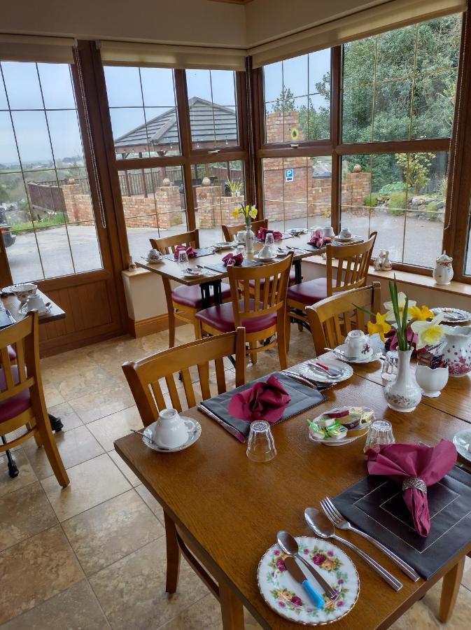 Glenn Eireann House Bed and Breakfast Cushendall Eksteriør billede