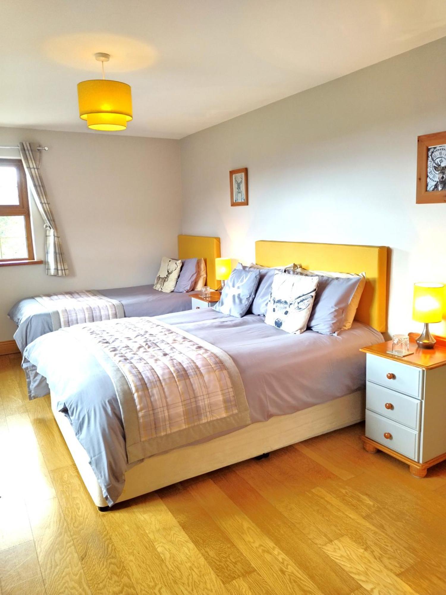 Glenn Eireann House Bed and Breakfast Cushendall Eksteriør billede