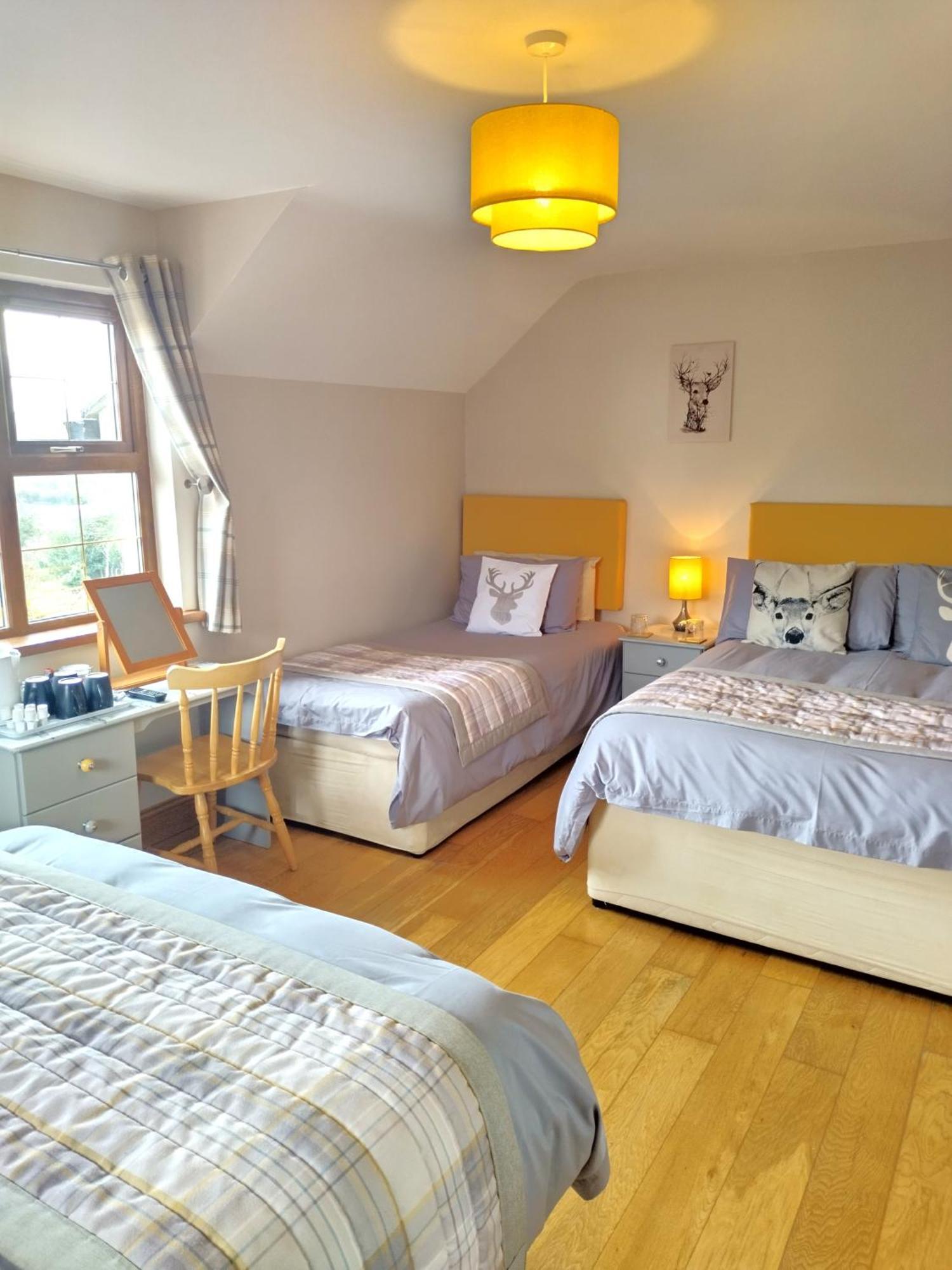 Glenn Eireann House Bed and Breakfast Cushendall Eksteriør billede