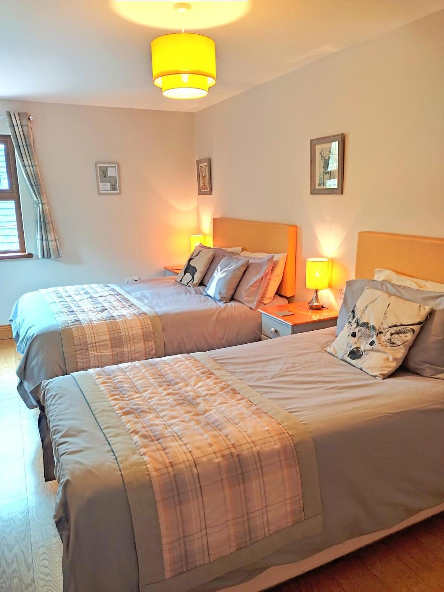 Glenn Eireann House Bed and Breakfast Cushendall Eksteriør billede