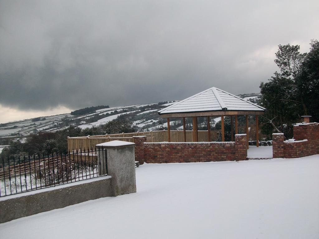 Glenn Eireann House Bed and Breakfast Cushendall Eksteriør billede