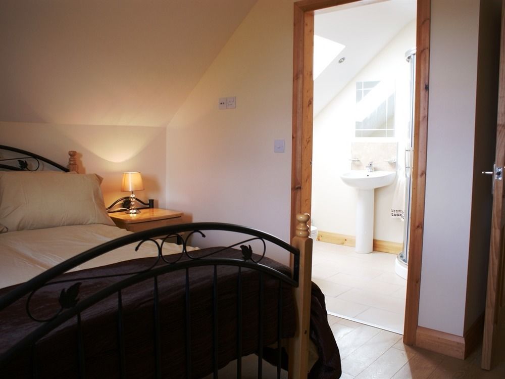 Glenn Eireann House Bed and Breakfast Cushendall Eksteriør billede